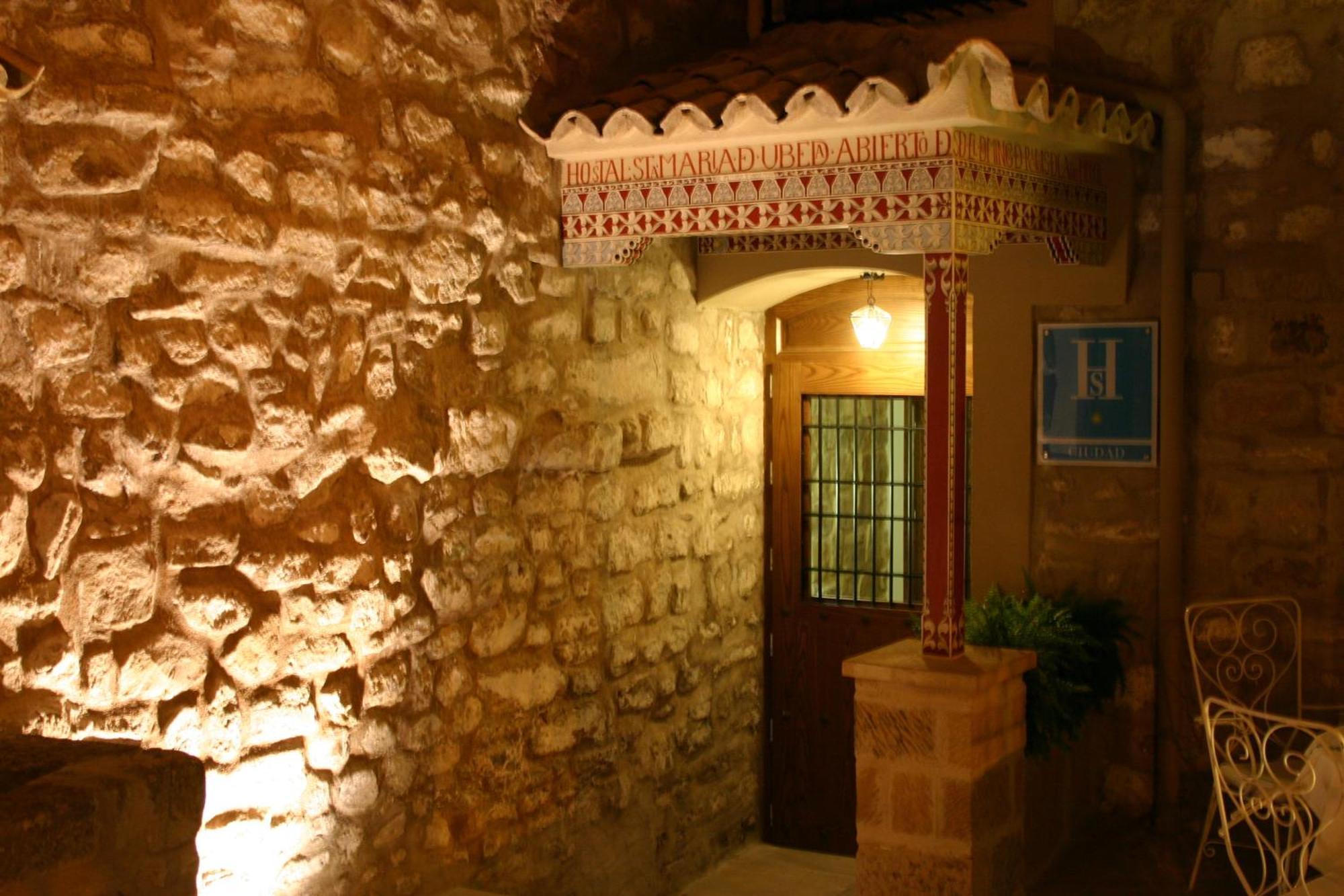 Hostal Santa Maria De Ubeda Eksteriør billede
