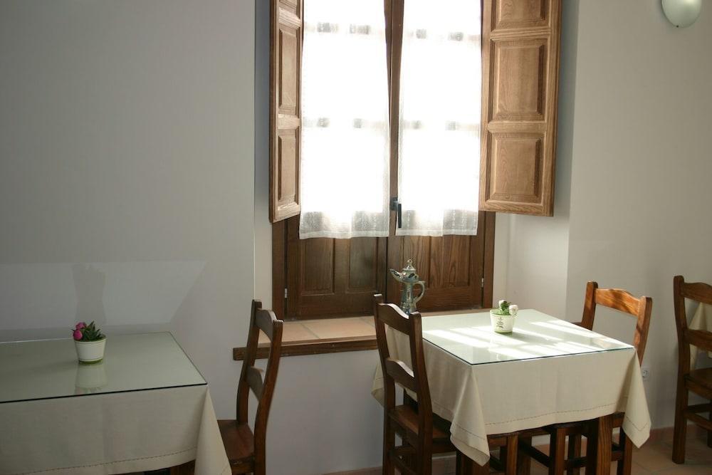Hostal Santa Maria De Ubeda Eksteriør billede